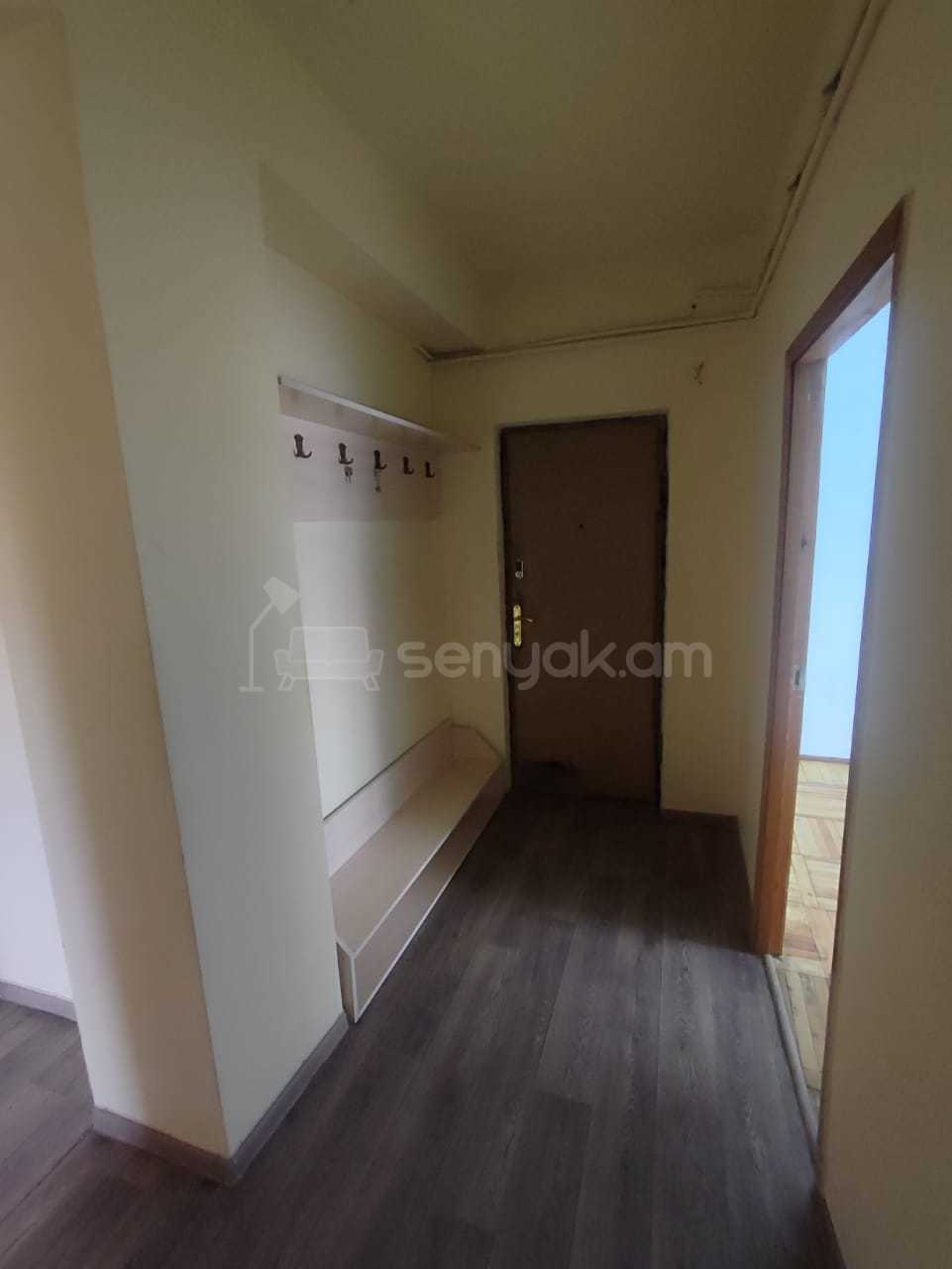3 Սենյականոց Բնակարան, 80քմ, 4/9 հարկ, Նորմալ Վիճակում