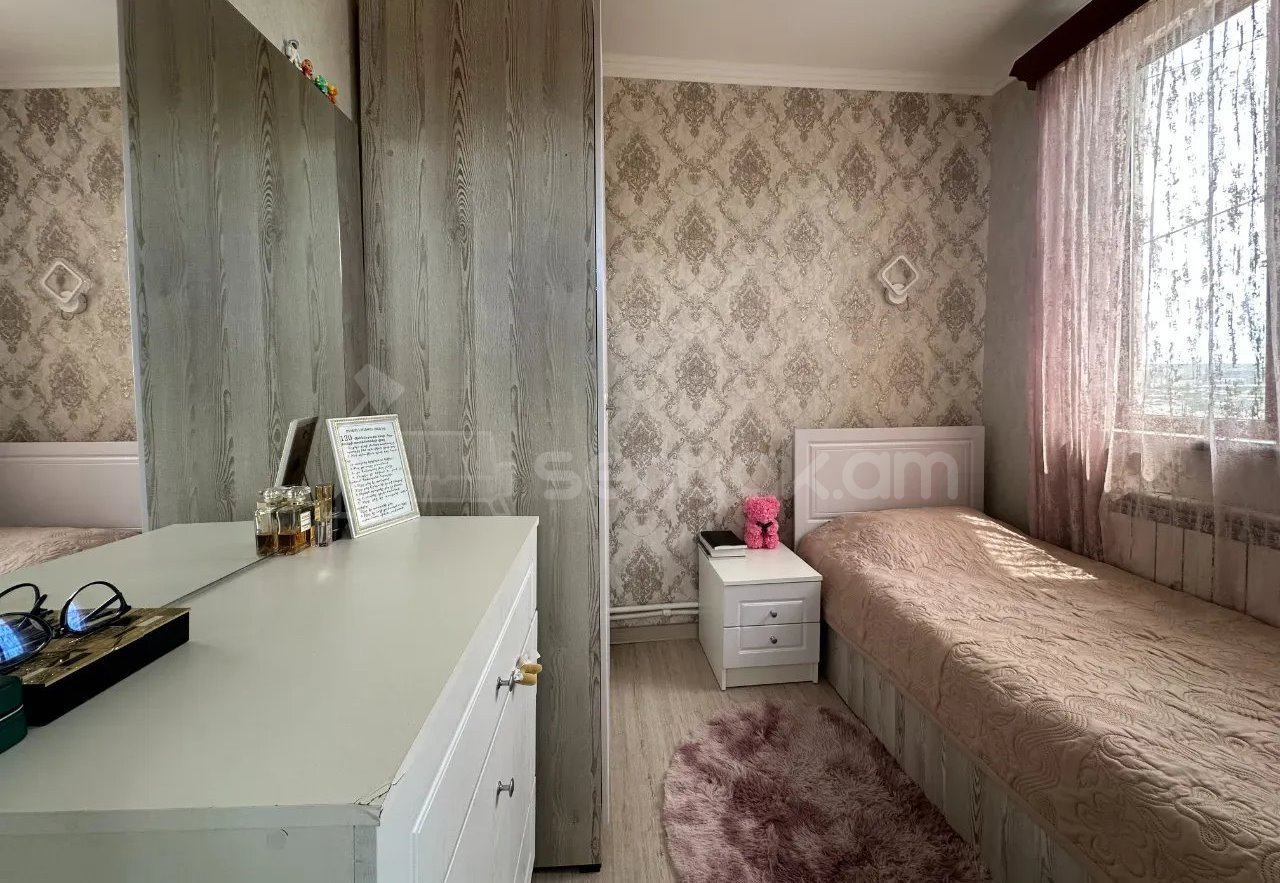 3 Սենյականոց Սեփական Տուն, 75քմ, Կապիտալ Վերանորոգված