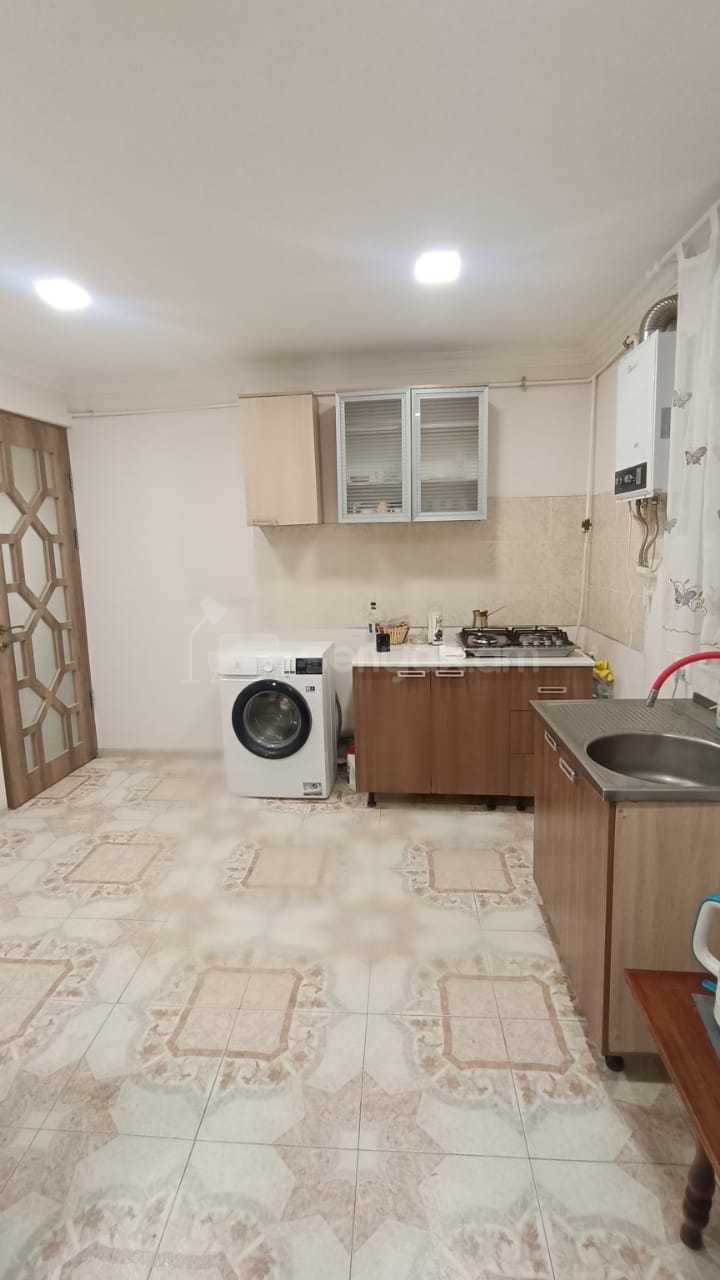 3 Սենյականոց Սեփական Տուն, 125քմ, Կապիտալ Վերանորոգված, Մասամբ Կահավորված, Ավտոտնակով
