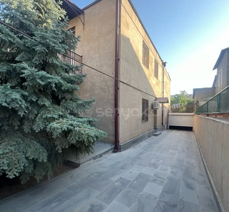 4 Սենյականոց Սեփական Տուն, 140քմ, Կապիտալ Վերանորոգված
