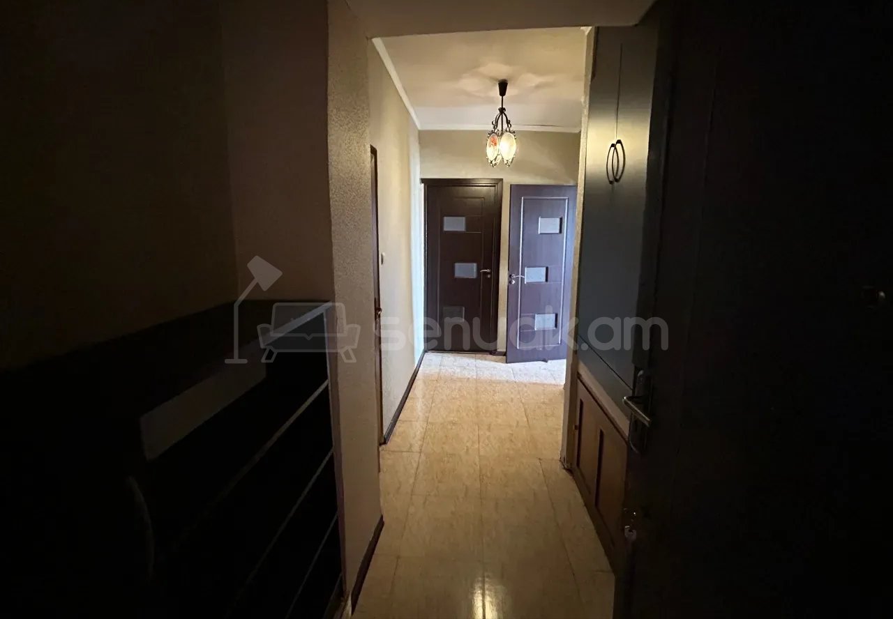 3 Սենյականոց Բնակարան Քարե Շենքում, 72քմ, 6/9 հարկ, Կապիտալ Վերանորոգված, Կահավորված, Արևկող