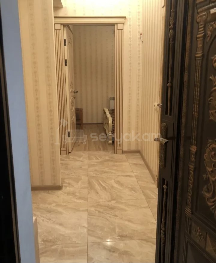 2 Սենյականոց Բնակարան, 58քմ, 4/9 հարկ, Կապիտալ Վերանորոգված, Կահավորված, Արևկող