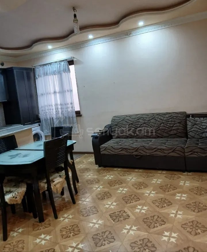 2 Սենյականոց Բնակարան Քարե Շենքում, 58քմ, 2/2 հարկ, Նորմալ Վիճակում, Կահավորված