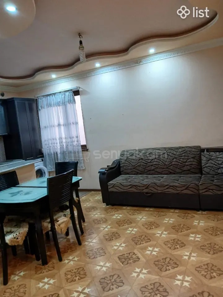 2 Սենյականոց Բնակարան Քարե Շենքում, 58քմ, 2/2 հարկ, Նորմալ Վիճակում, Կահավորված