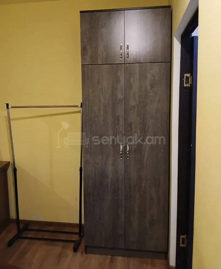 2 Սենյականոց Բնակարան Քարե Շենքում, 58քմ, 2/2 հարկ, Նորմալ Վիճակում, Կահավորված