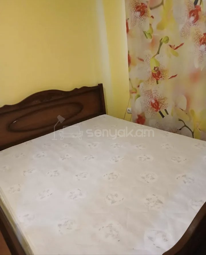 2 Սենյականոց Բնակարան Քարե Շենքում, 58քմ, 2/2 հարկ, Նորմալ Վիճակում, Կահավորված