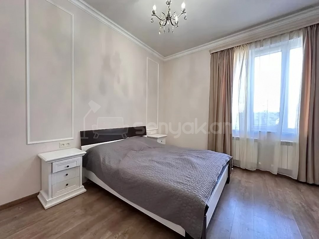 4 Սենյականոց Սեփական Տուն, 160քմ, Կապիտալ Վերանորոգված