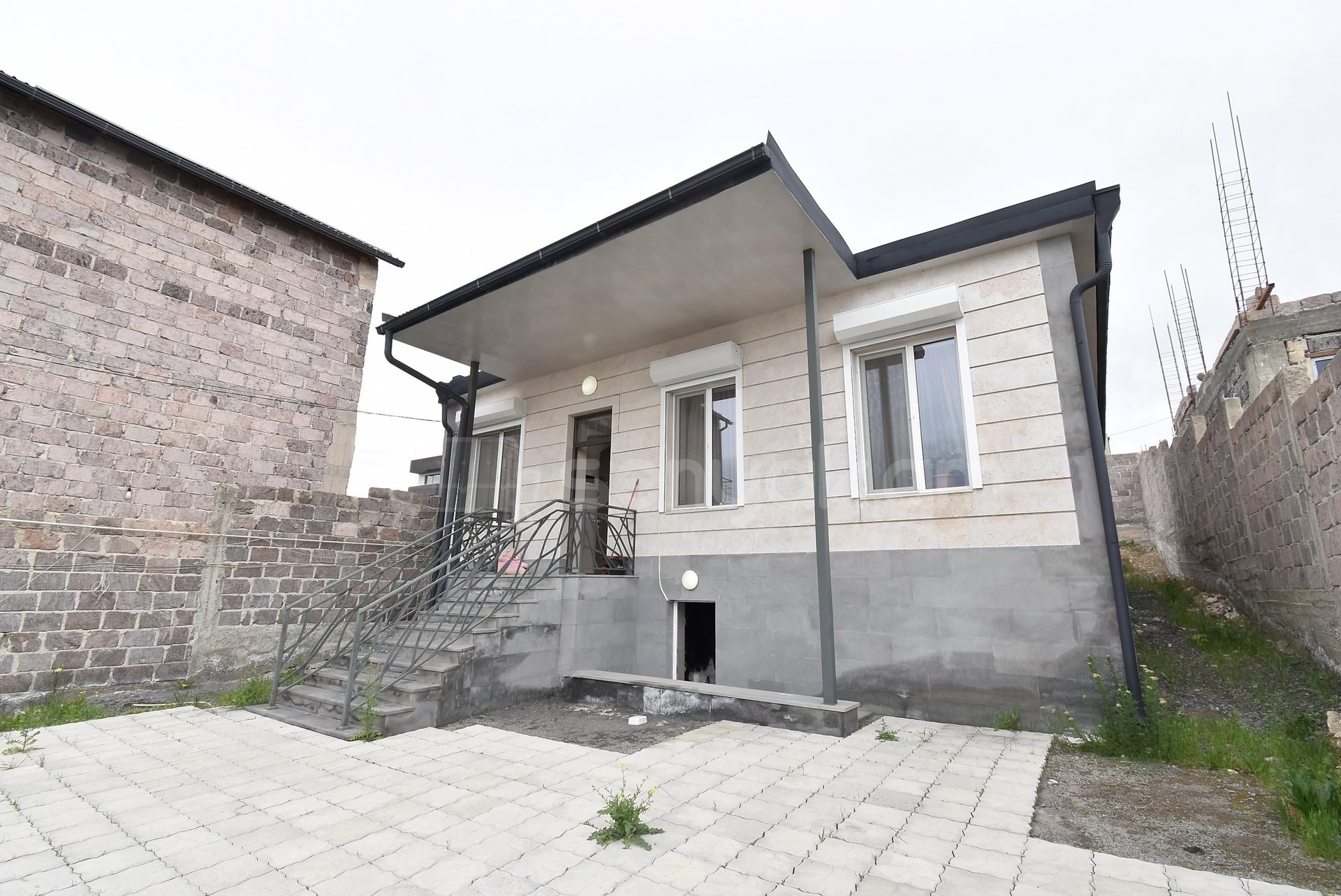 4 Սենյականոց Սեփական Տուն, 160քմ, Կապիտալ Վերանորոգված