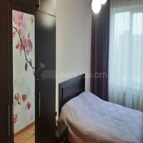 2 Սենյականոց Բնակարան, 46քմ, 8/12 հարկ, Կոսմետիկ Վերանորոգված, Կահավորված, Արևկող