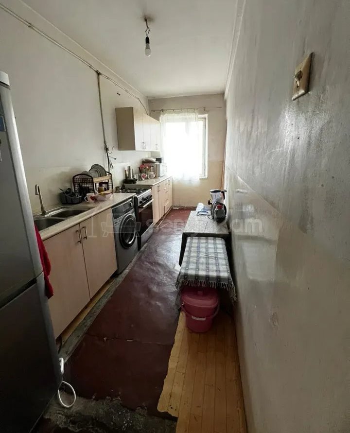 3 Սենյականոց Բնակարան, 76քմ, 6/10 հարկ, Նորմալ Վիճակում
