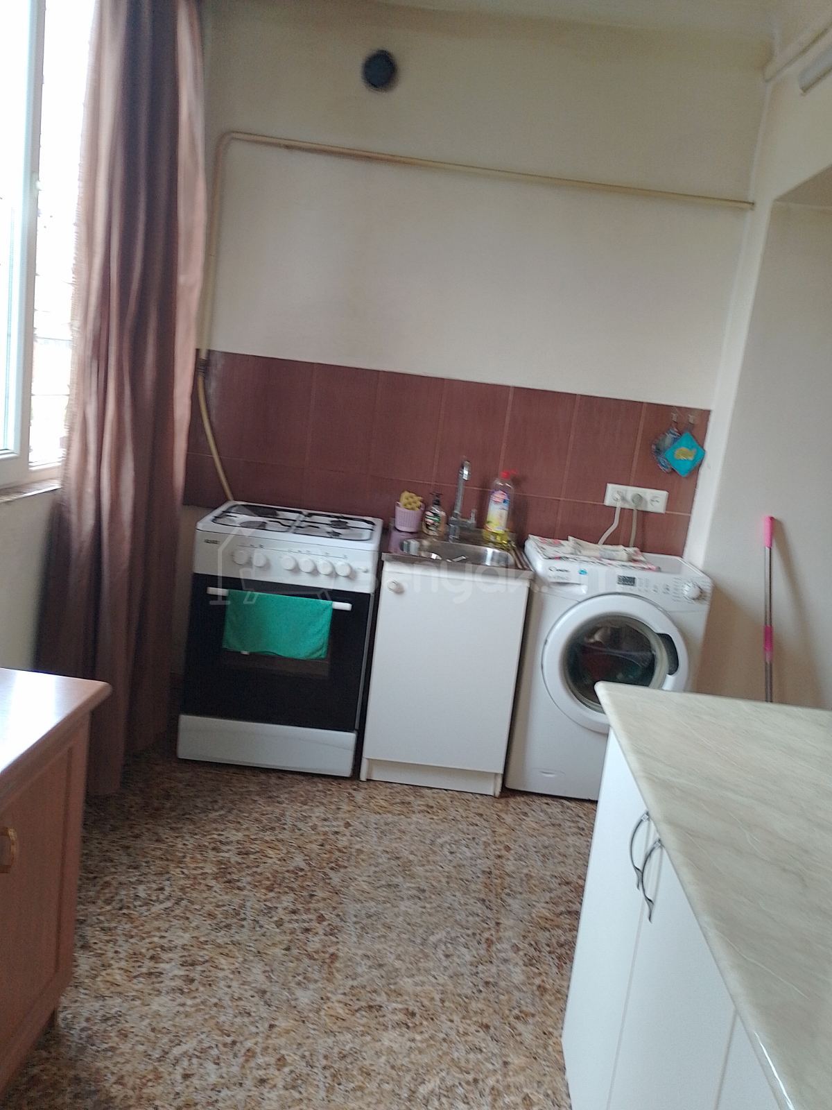 3 Սենյականոց Բնակարան Քարե Շենքում, 65քմ, 1/5 հարկ, Կապիտալ Վերանորոգված