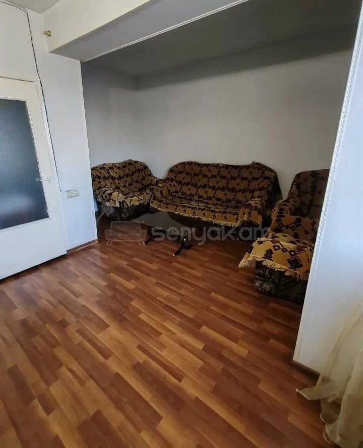 2 Սենյականոց Բնակարան, 48քմ, 3/9 հարկ, Պետական Վիճակում