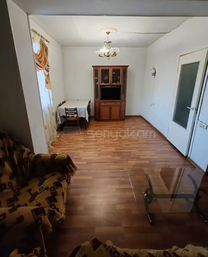 2 Սենյականոց Բնակարան, 48քմ, 3/9 հարկ, Պետական Վիճակում