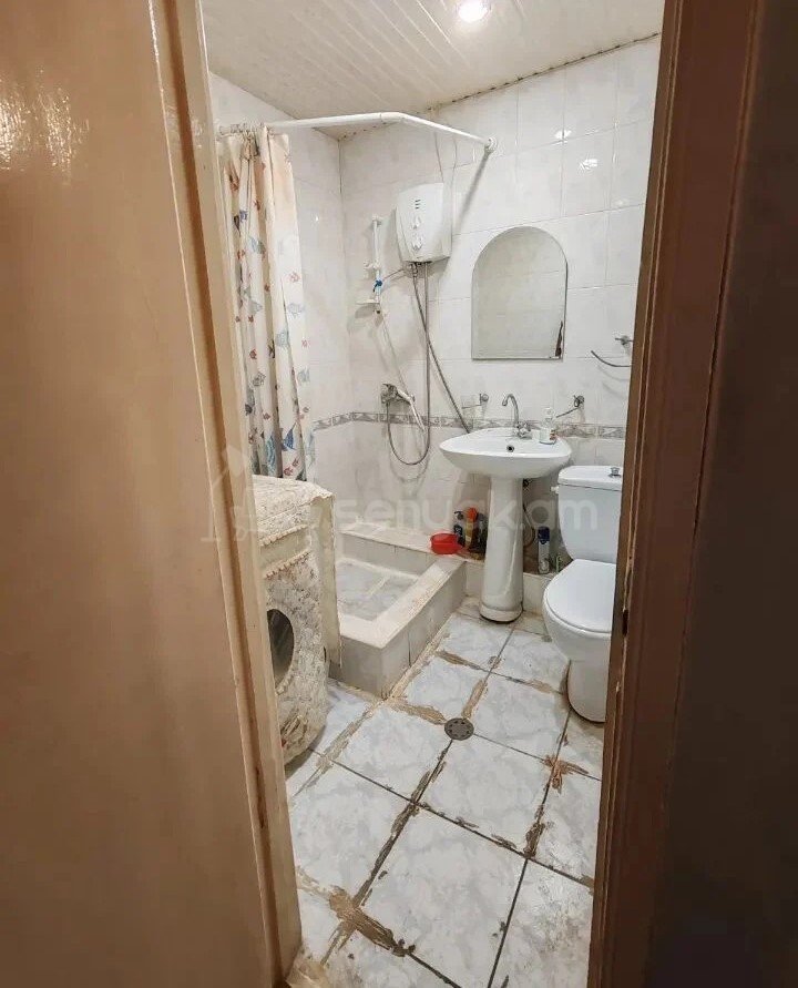 2 Սենյականոց Բնակարան, 48քմ, 3/9 հարկ, Պետական Վիճակում