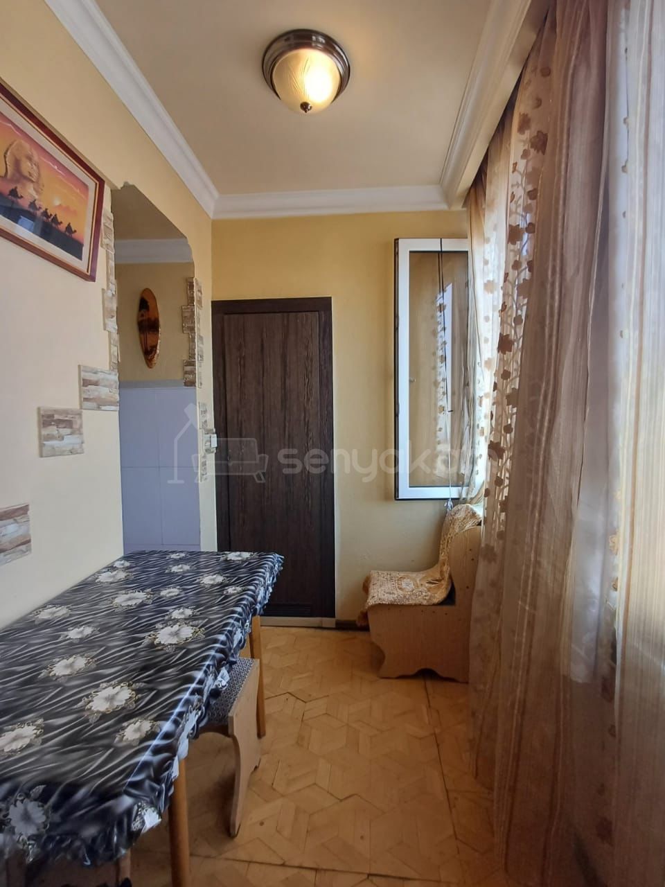 2 Սենյականոց Բնակարան Քարե Շենքում, 47քմ, 5/5 հարկ, Կապիտալ Վերանորոգված