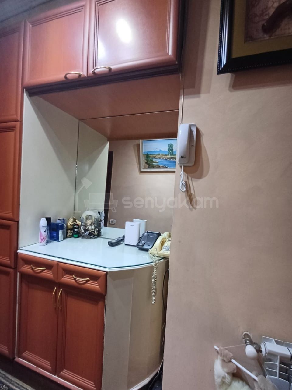 2 Սենյականոց Բնակարան Քարե Շենքում, 47քմ, 5/5 հարկ, Կապիտալ Վերանորոգված