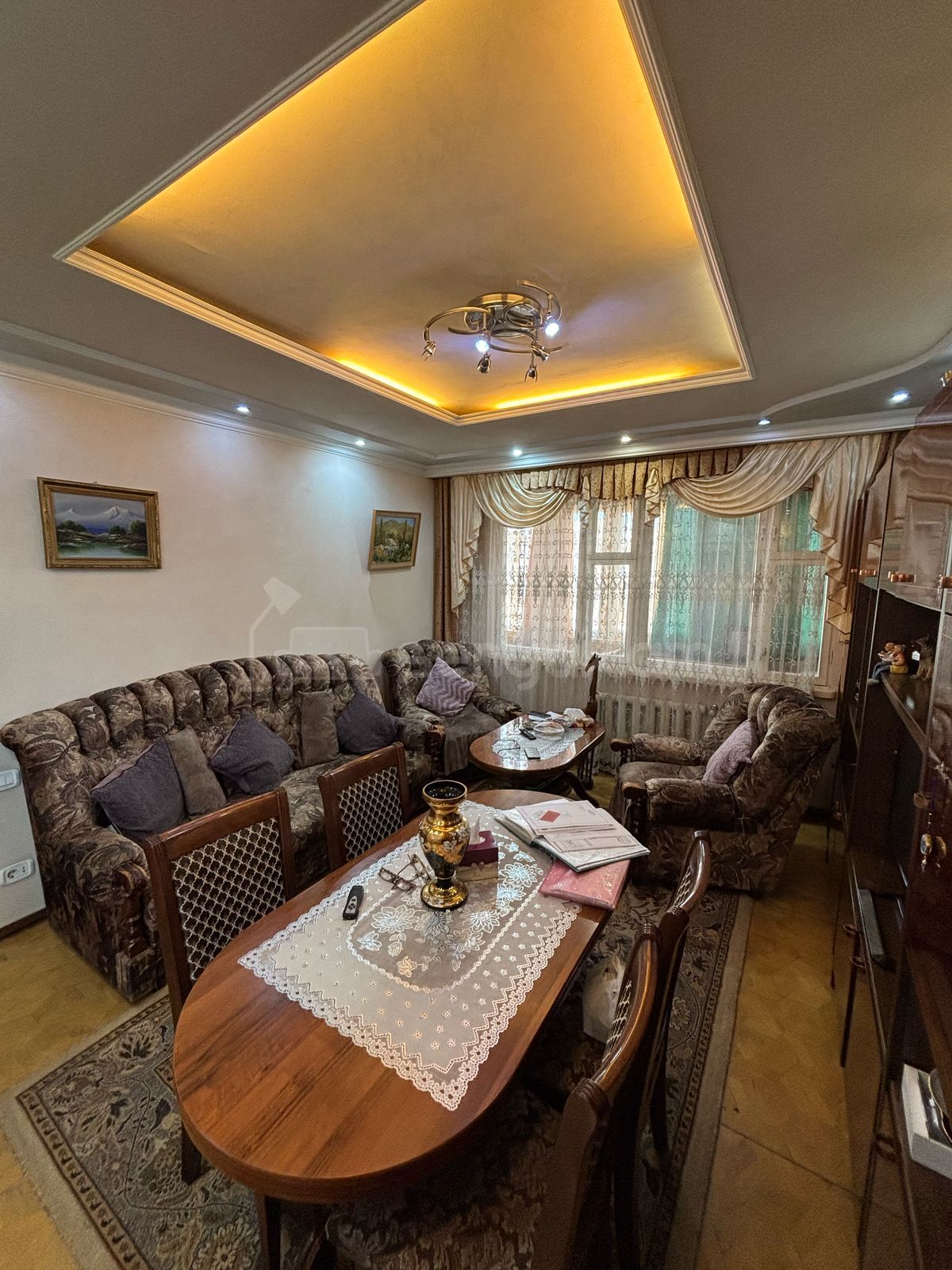 2 Սենյականոց Բնակարան Քարե Շենքում, 47քմ, 5/5 հարկ, Կապիտալ Վերանորոգված
