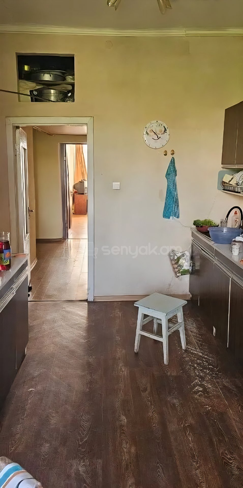 2 Սենյականոց Բնակարան Քարե Շենքում, 68քմ, 5/5 հարկ, Նորմալ Վիճակում