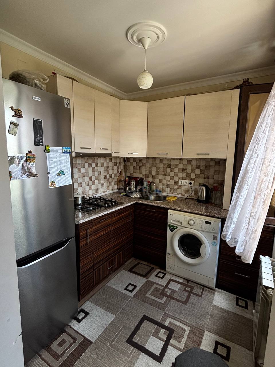 3 Սենյականոց Բնակարան Քարե Շենքում, 70քմ, 4/5 հարկ, Կապիտալ Վերանորոգված