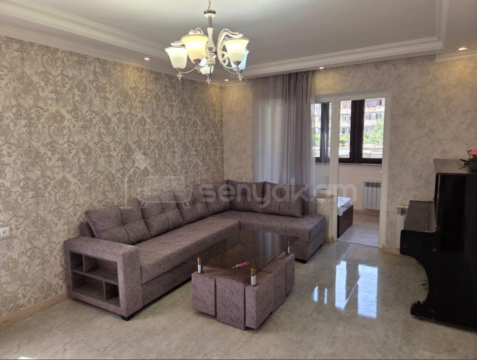 3 Սենյականոց Բնակարան, 67քմ, 4/9 հարկ, Դիզայներական Վերանորոգված, Կահավորված, Արևկող
