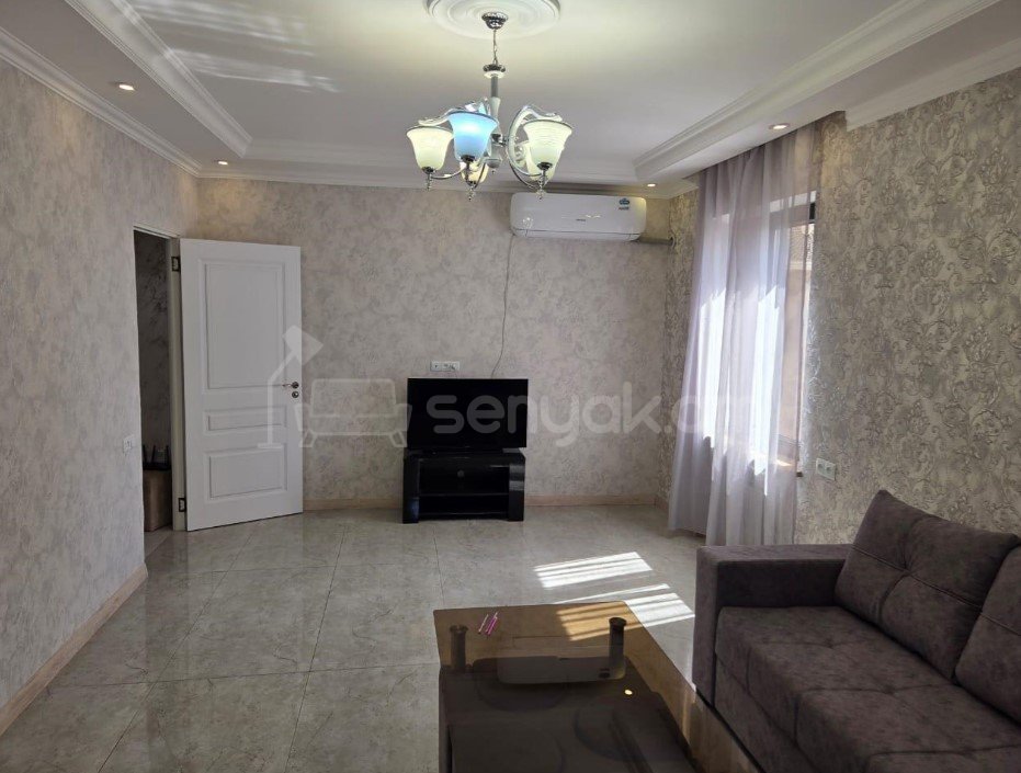 3 Սենյականոց Բնակարան, 67քմ, 4/9 հարկ, Դիզայներական Վերանորոգված, Կահավորված, Արևկող