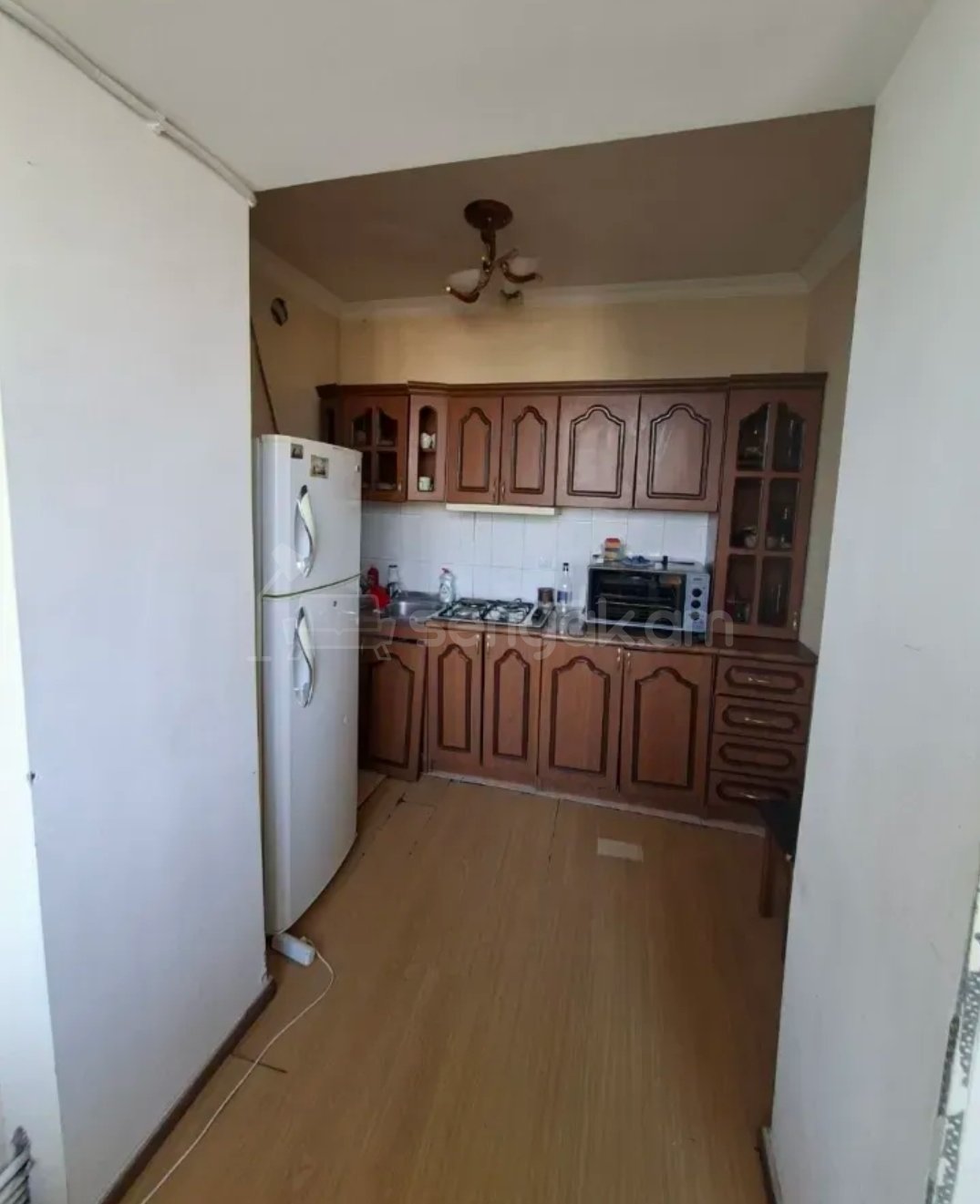 2 Սենյականոց Բնակարան Քարե Շենքում, 62քմ, 4/4 հարկ, Նորմալ Վիճակում, Կահավորված, Արևկող