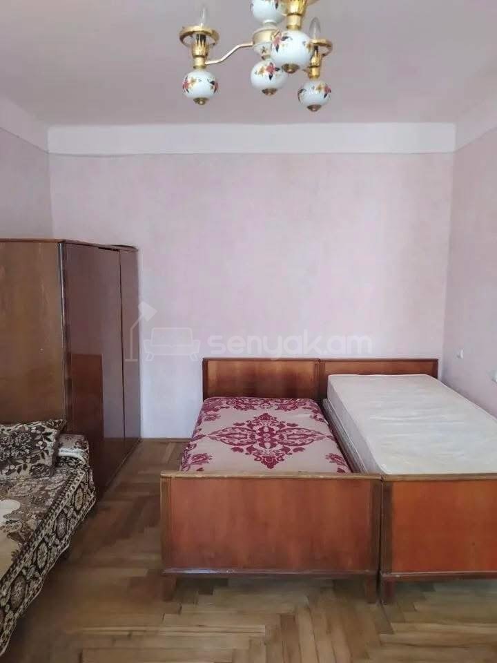 1 Սենյականոց Բնակարան, 32քմ, 3/4 հարկ, Կոսմետիկ Վերանորոգված, Մասամբ Կահավորված, Արևկող
