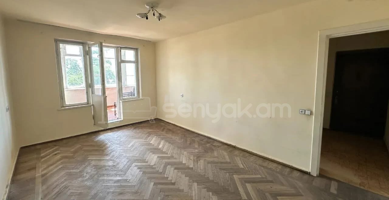 2 Սենյականոց Բնակարան, 57քմ, 3/4 հարկ, Պետական Վիճակում