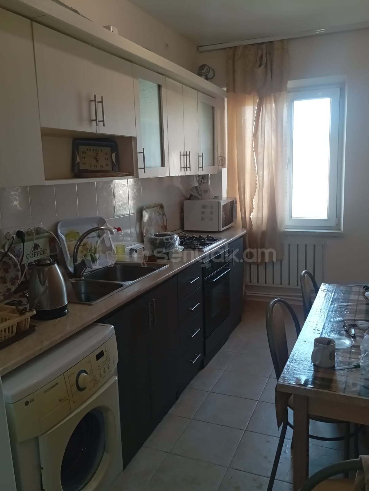 3 Սենյականոց Բնակարան, 75քմ, 9/9 հարկ, Կապիտալ Վերանորոգված, Կահավորված, Արևկող