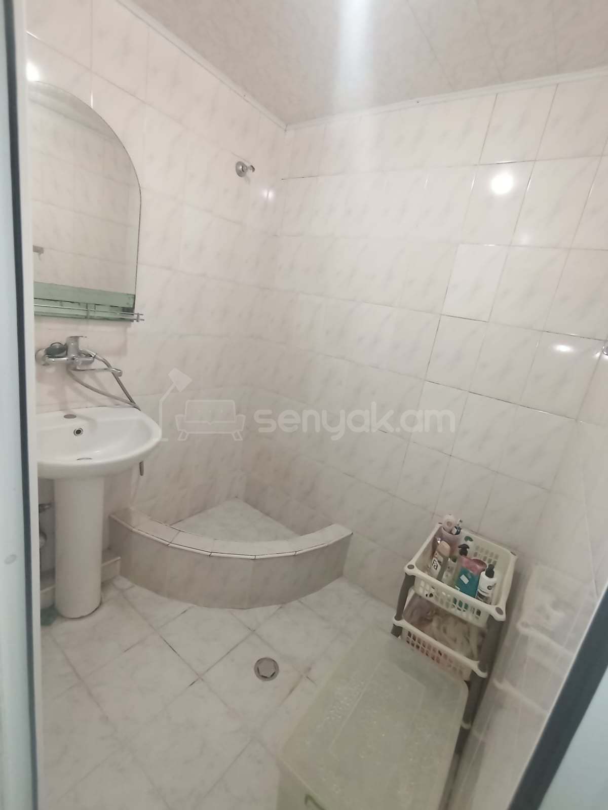 3 Սենյականոց Բնակարան, 75քմ, 9/9 հարկ, Կապիտալ Վերանորոգված, Կահավորված, Արևկող