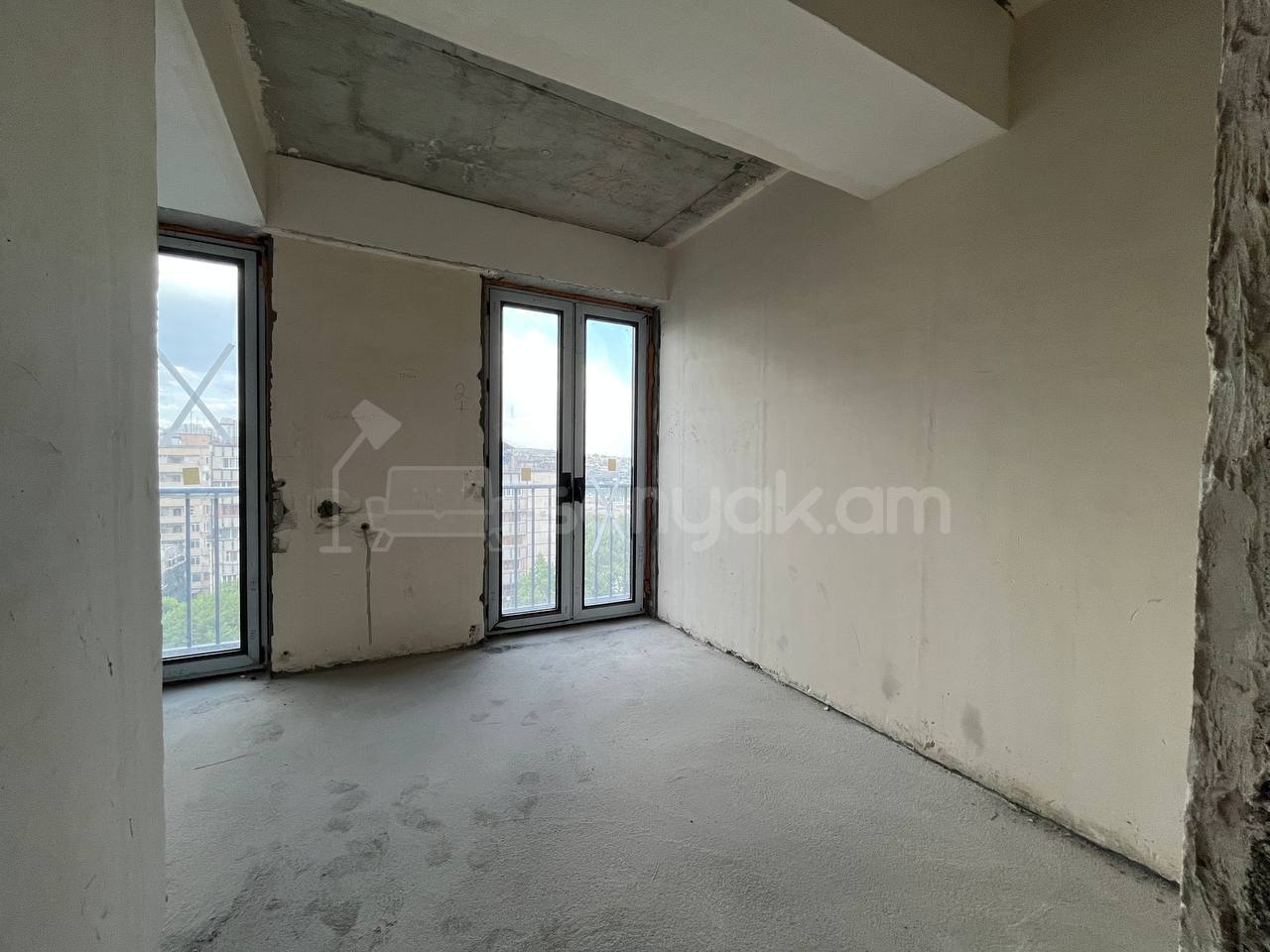 3 Սենյականոց Բնակարան Նորակառույցում, 85քմ, 7/16 հարկ, Զրոյական Վիճակում