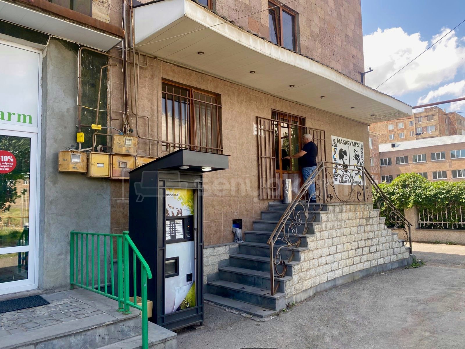 Շենք-Շինություն, 43քմ, Կապիտալ Վերանորոգված