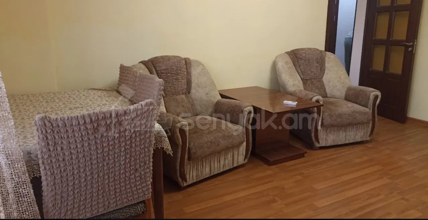 3 Սենյականոց Բնակարան, 77քմ, 5/13 հարկ, Կապիտալ Վերանորոգված, Կահավորված