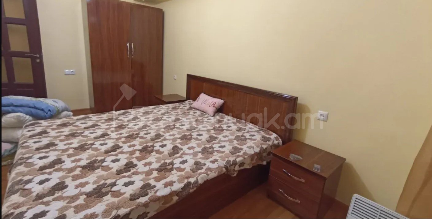 3 Սենյականոց Բնակարան, 77քմ, 5/13 հարկ, Կապիտալ Վերանորոգված, Կահավորված