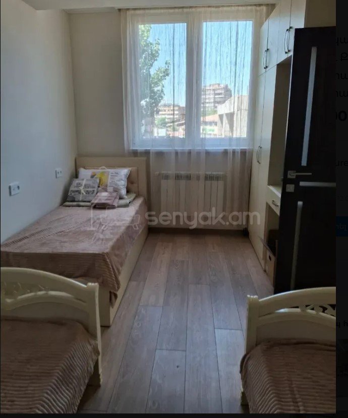 2 Սենյականոց Բնակարան, 40քմ, 4/12 հարկ, Կապիտալ Վերանորոգված, Կահավորված