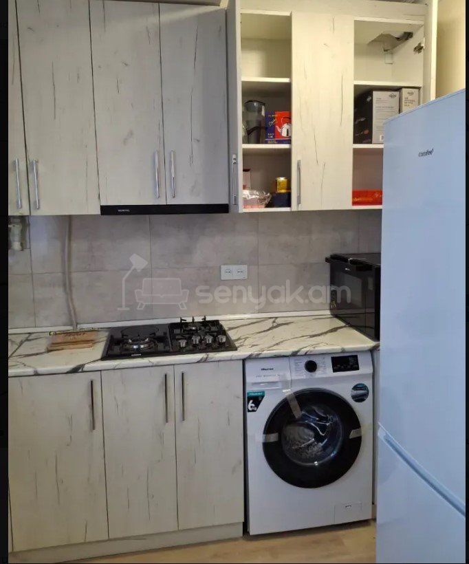 2 Սենյականոց Բնակարան, 40քմ, 4/12 հարկ, Կապիտալ Վերանորոգված, Կահավորված