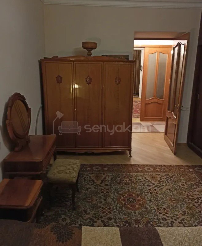 2 Սենյականոց Բնակարան Քարե Շենքում, 70քմ, 2/5 հարկ, Կապիտալ Վերանորոգված, Կահավորված