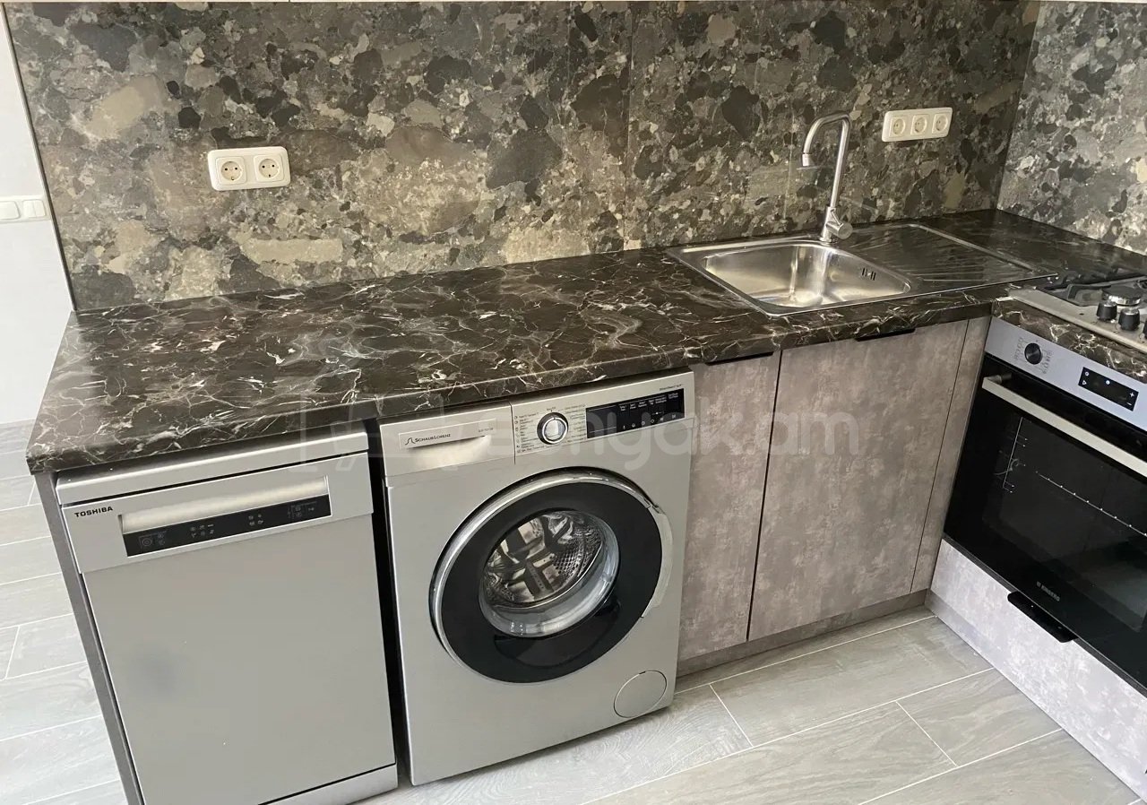 2 Սենյականոց Բնակարան Նորակառույցում, 55քմ, 2/16 հարկ, Կապիտալ Վերանորոգված, Կահավորված