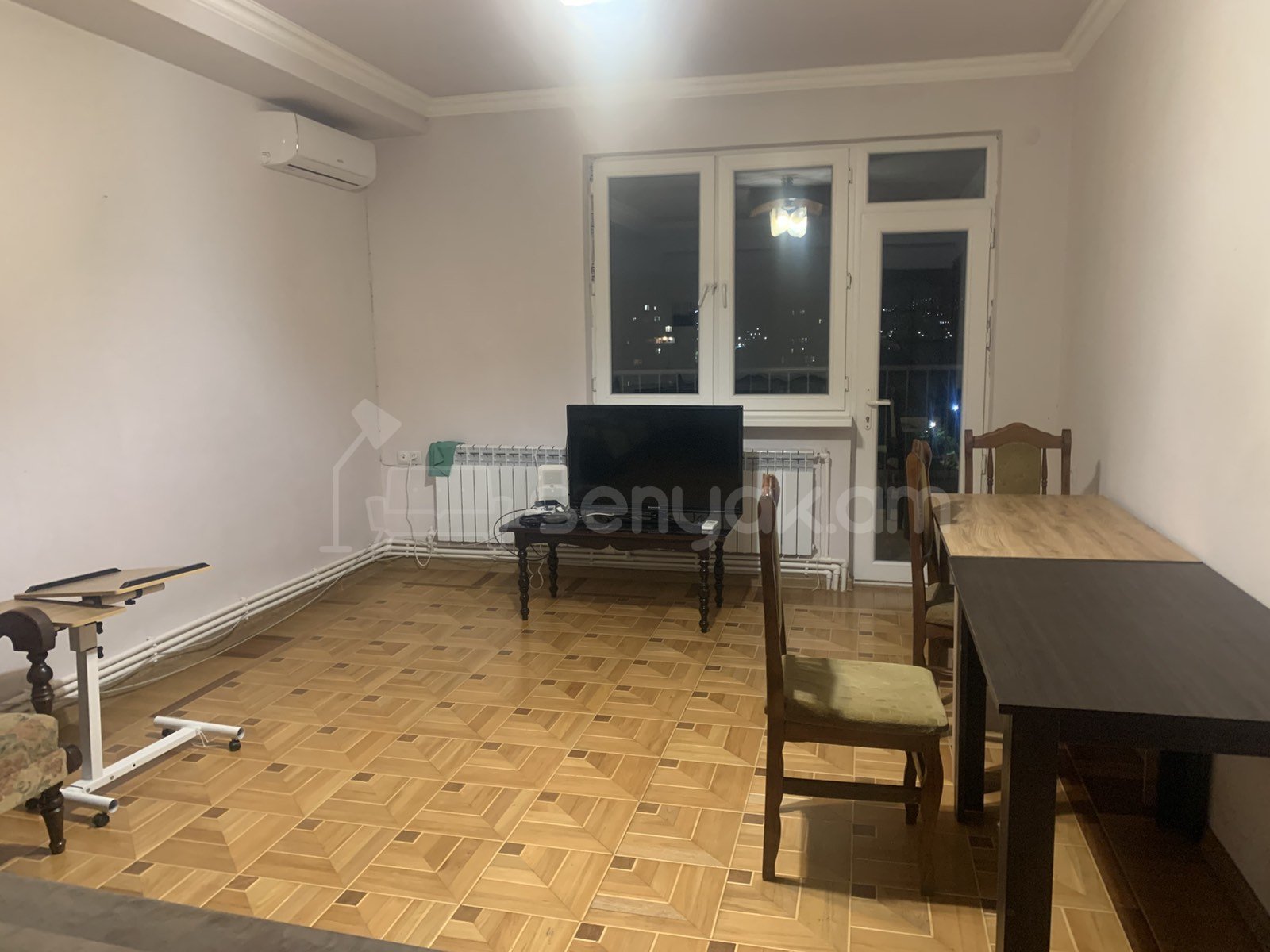 4 Սենյականոց Բնակարան, 120քմ, 14/14 հարկ, Նորմալ Վիճակում, Կահավորված