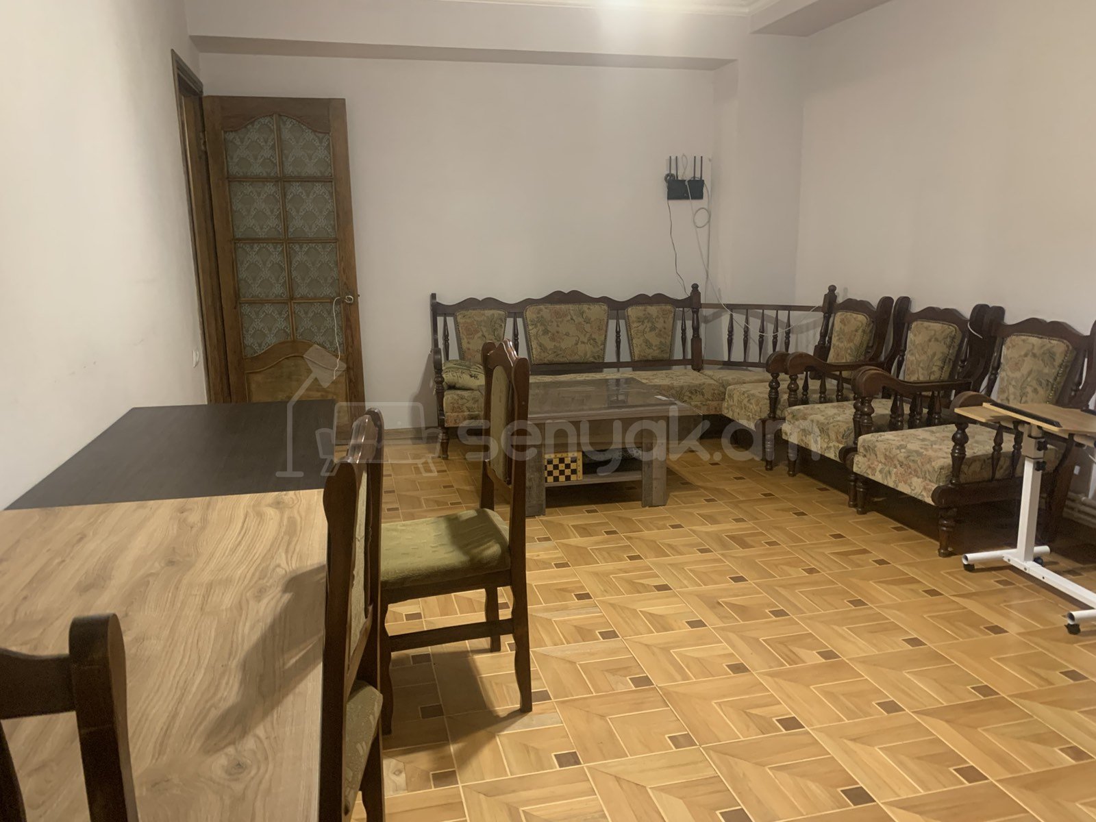4 Սենյականոց Բնակարան, 120քմ, 14/14 հարկ, Նորմալ Վիճակում, Կահավորված