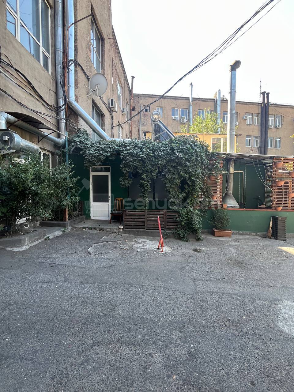 Կոմերցիոն Տարածք, 200քմ