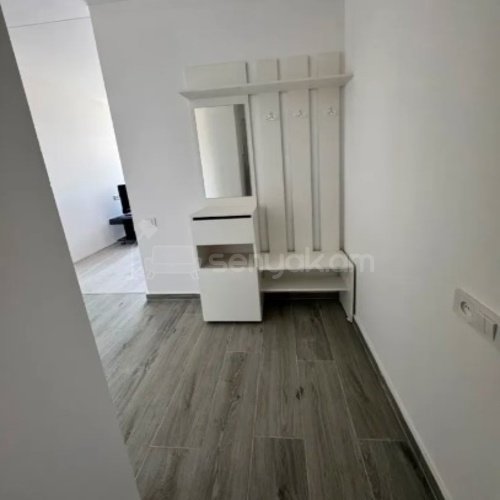 2 Սենյականոց Բնակարան, 43քմ, 9/9 հարկ, Կապիտալ Վերանորոգված, Կահավորված, Արևկող