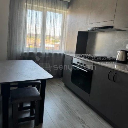 2 Սենյականոց Բնակարան, 43քմ, 9/9 հարկ, Կապիտալ Վերանորոգված, Կահավորված, Արևկող