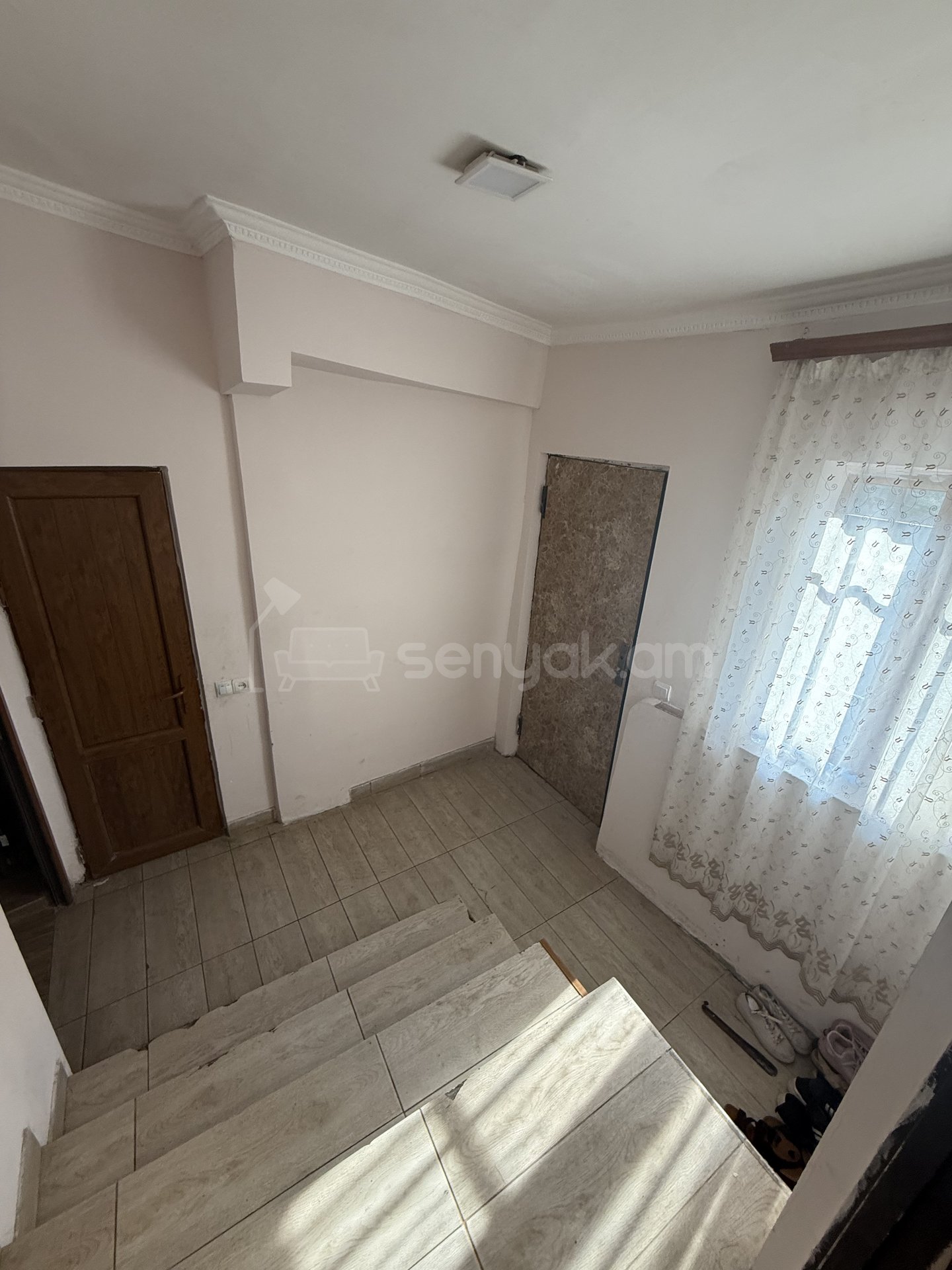 3 Սենյականոց Սեփական Տուն, 65քմ, Կապիտալ Վերանորոգված