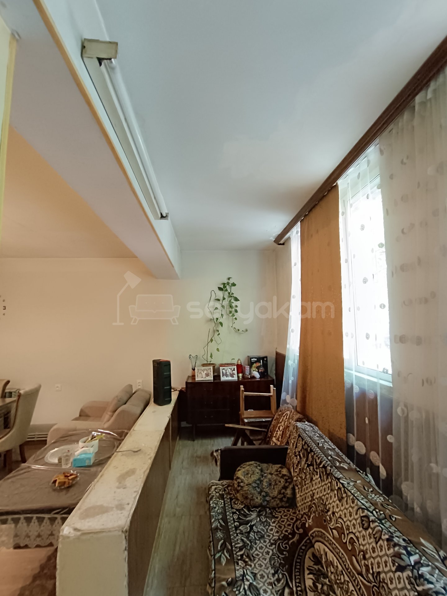 3 Սենյականոց Բնակարան Քարե Շենքում, 70քմ, 1/5 հարկ, Կոսմետիկ Վերանորոգված
