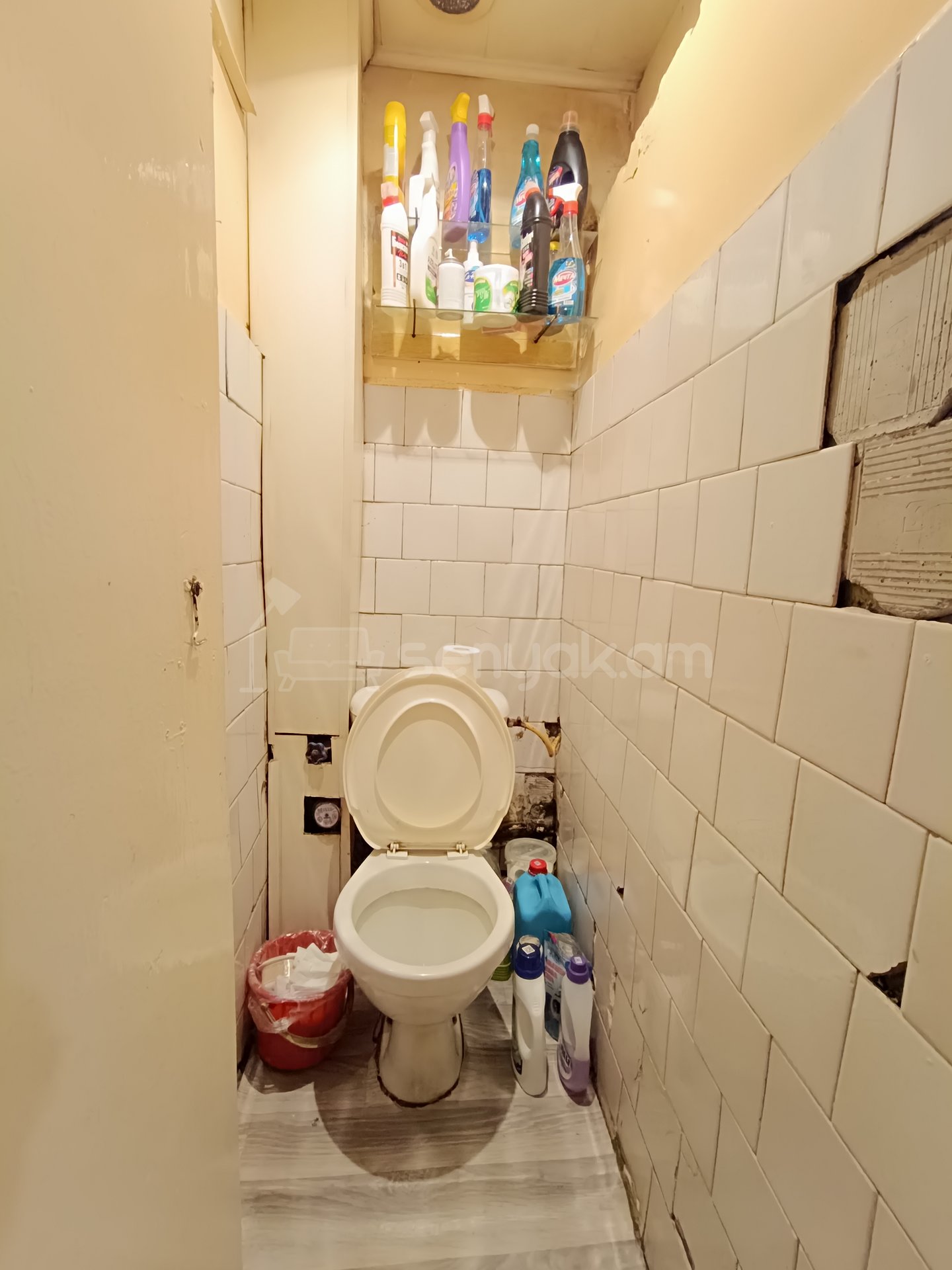 3 Սենյականոց Բնակարան Քարե Շենքում, 70քմ, 1/5 հարկ, Կոսմետիկ Վերանորոգված
