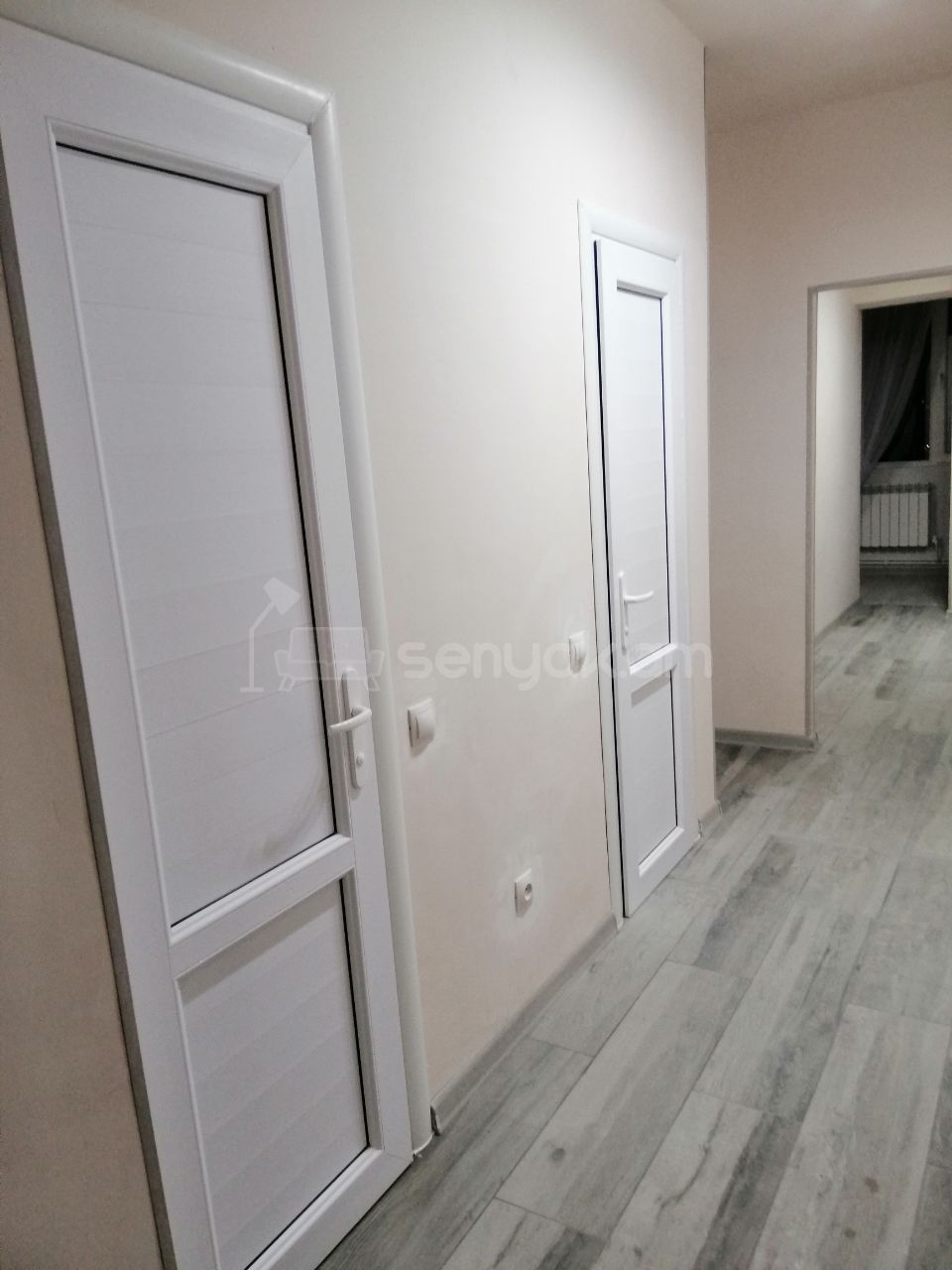3 Սենյականոց Բնակարան Քարե Շենքում, 67քմ, 5/5 հարկ, Կապիտալ Վերանորոգված, Կահավորված, Արևկող