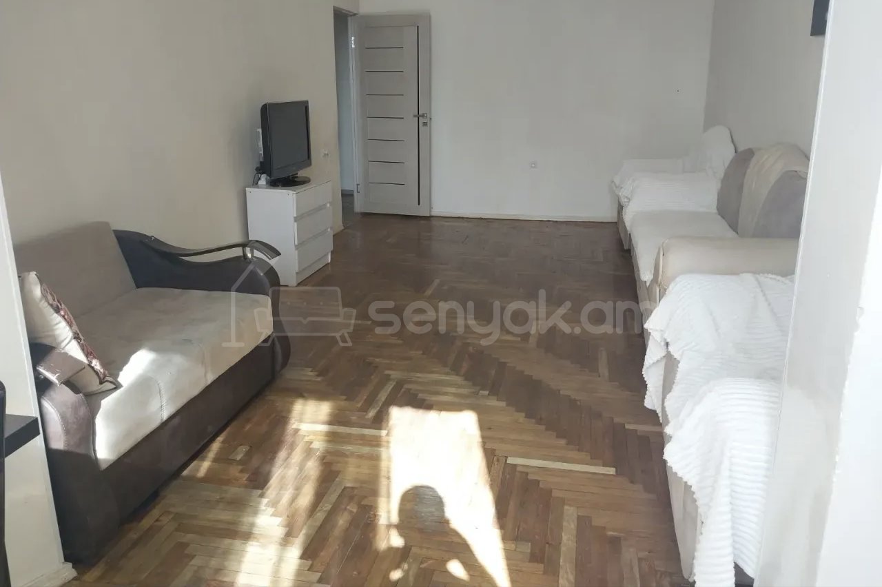 3 Սենյականոց Բնակարան, 78քմ, 5/9 հարկ, Նորմալ Վիճակում, Կահավորված, Արևկող