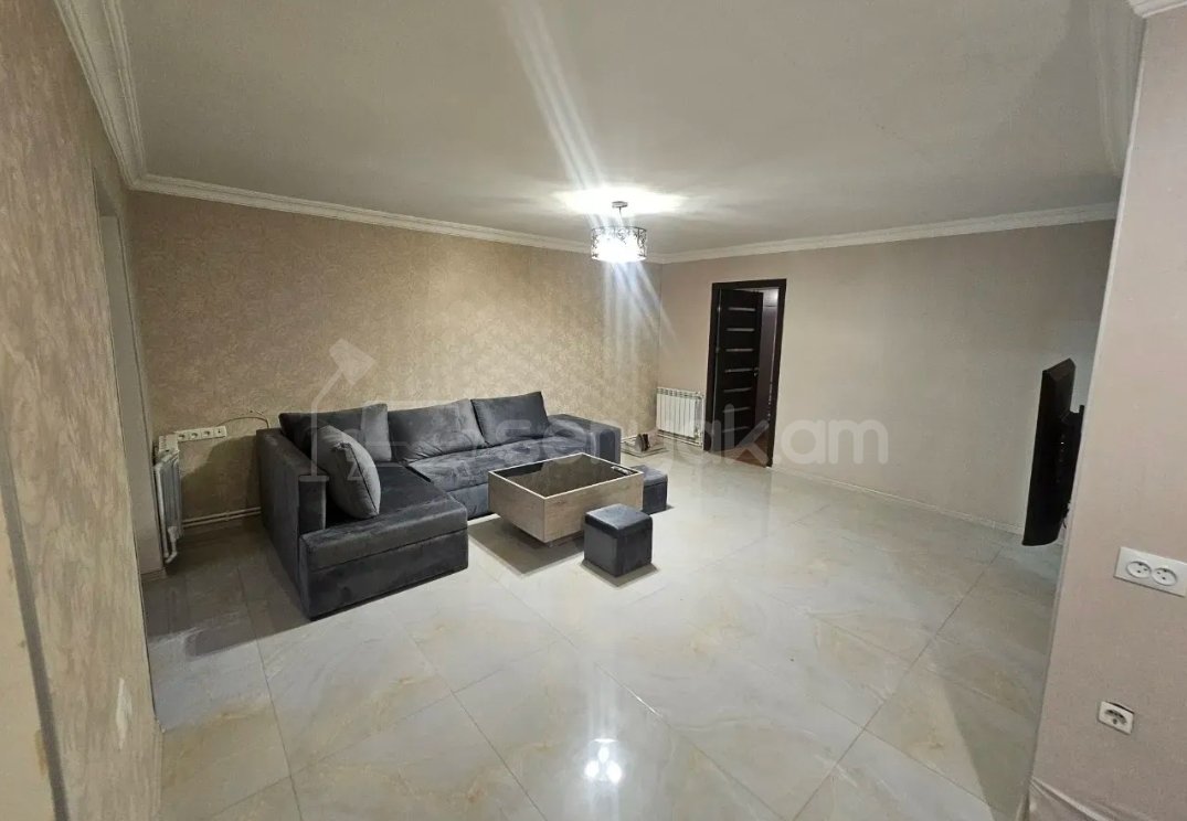 2 Սենյականոց Բնակարան Քարե Շենքում, 60քմ, 1/5 հարկ, Կապիտալ Վերանորոգված, Կահավորված, Արևկող