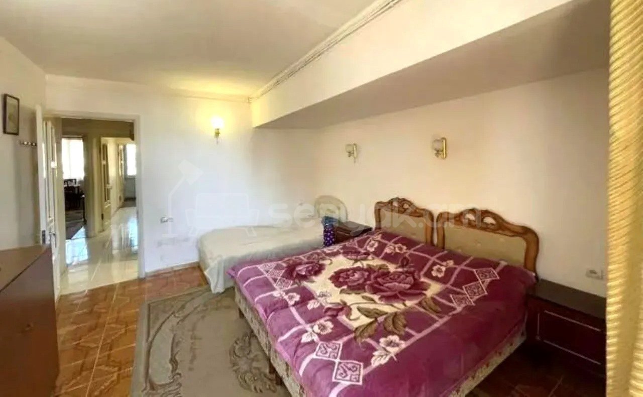 3 Սենյականոց Բնակարան, 78քմ, 6/9 հարկ, Նորմալ Վիճակում